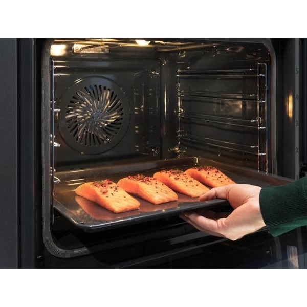 Фурна за вграждане Electrolux KOBBS39WX (ST) , Сензорно , 70 , А++ , Почистване с пара